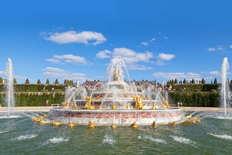 Paris: Palace of Versailles Guided Tour with Bus Transfers - Should you book this Versailles tour?