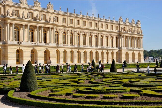 Private Full Day Paris trip including Louvre and Versailles with Pickup - Private Pickup and an 8-Hour Game Plan That Works