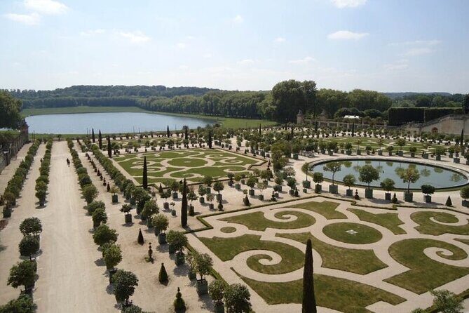 Versailles & Louvre Museum: All-Inclusive Semi Private Tour - Getting Back to Paris: The Lunch Break That Keeps the Day Human