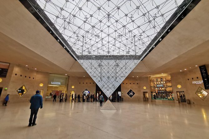Versailles Palace & Louvre Museum Private Day Tour from Paris - Getting There: 9:00am Pickup, Private Car, and Timing Reality