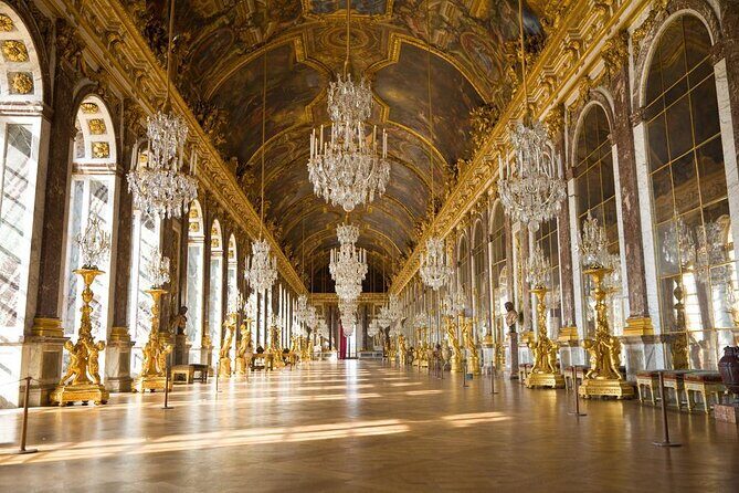 Versailles Palace Private Tailored Guided Tour With Hotel Pickup - Key things to know before you go