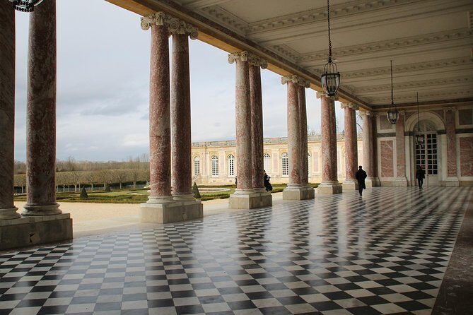 Versailles Private Day Excursion with Palace, Gardens & Trianon - When musical gardens or fountains are running
